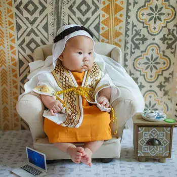 Roadfisher Реквизит для студийной фотосъемки новорожденных, одежда для детей, Одежда арабского принца, журнальный столик, чайник, диван, клавиатура