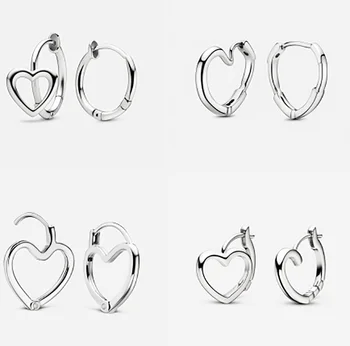 Серебро S925 пробы Дополните свой образ однотонными серебряными серьгами-обручами в виде сердечек в стиле минимализма Pandora